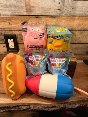 Squishy Bundle! Includes Squishy Duck, Chubby Pig, Hot Dog, & 2 Mystery Bears!